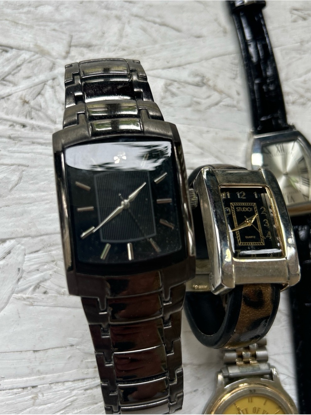 Multiples Gold Tone and Silver Tone Men’s Watches - Picture 8 of 9